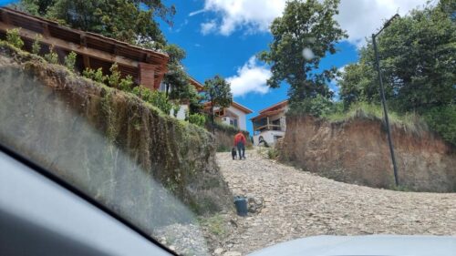TERRENO EN VENTA- 316 M2 - FRACCIONAMIENTO SANTA RITA - SAN CRISTOBAL DE LAS CASAS, CHIAPAS - Imagen 7